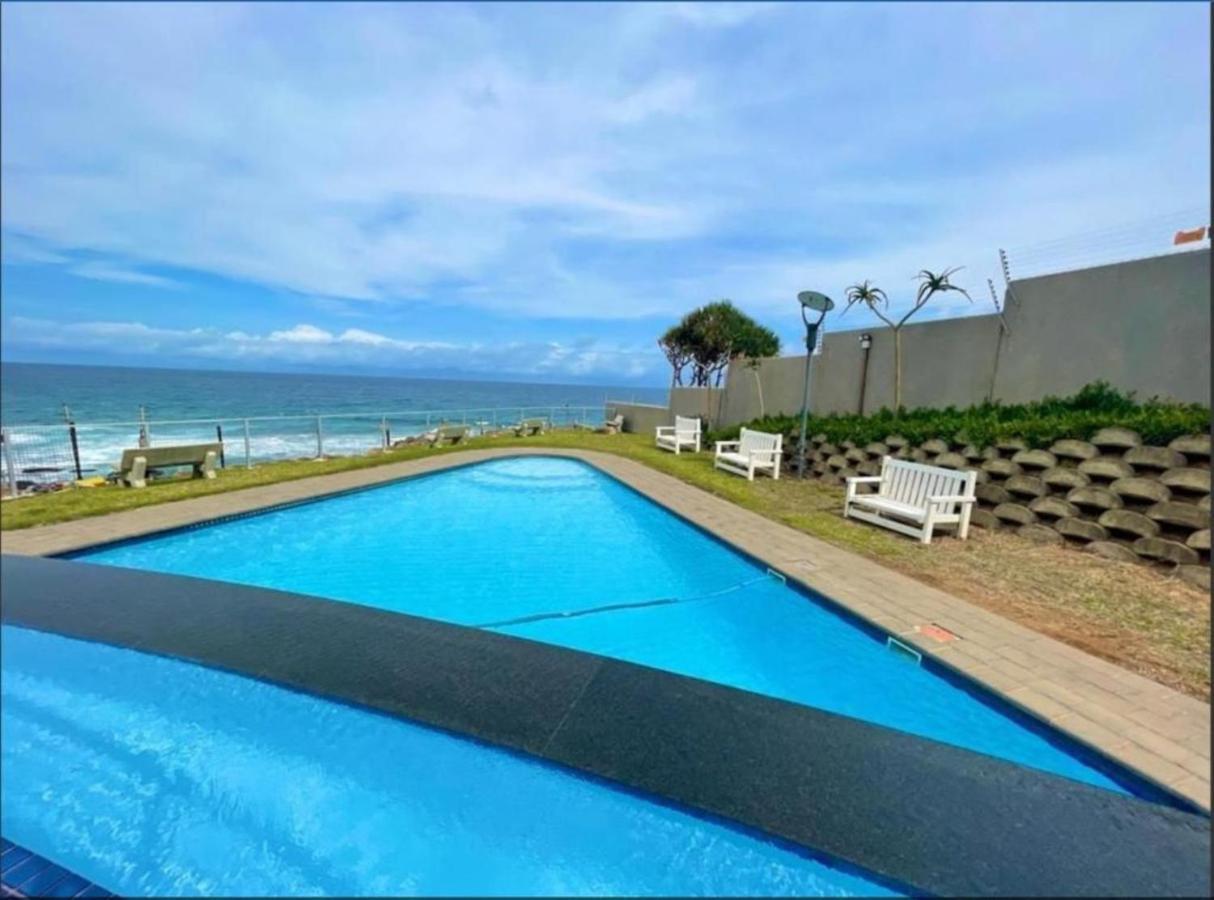 Whale Rock, Modern Beachfront Apartment Маргит Экстерьер фото